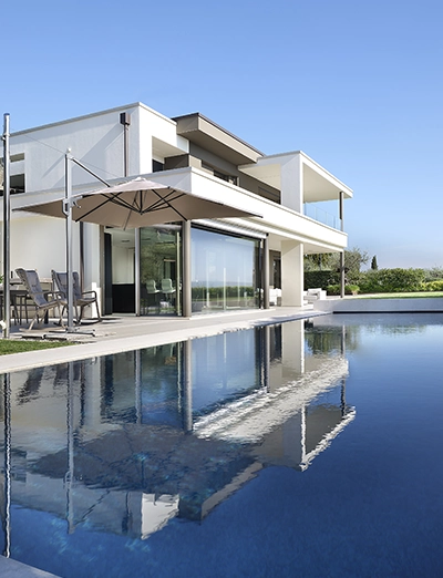 Lake living, realizzazione di Aprile